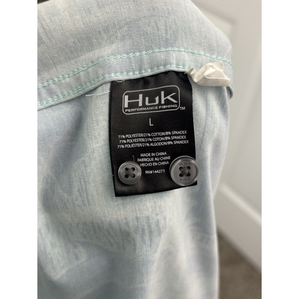 Huk Shirt Mens L Fish Print Button Up Fishing Performance Short sleeve 0457 - Picture 5 of 7